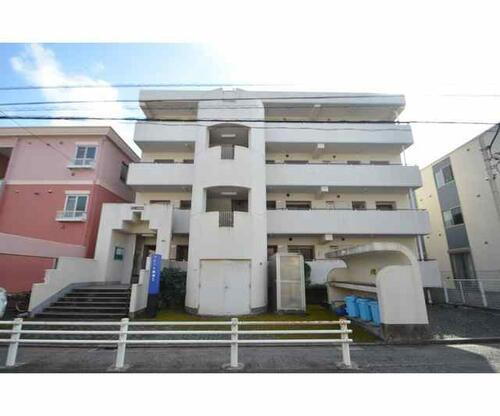 フレール綾瀬２ 4階建