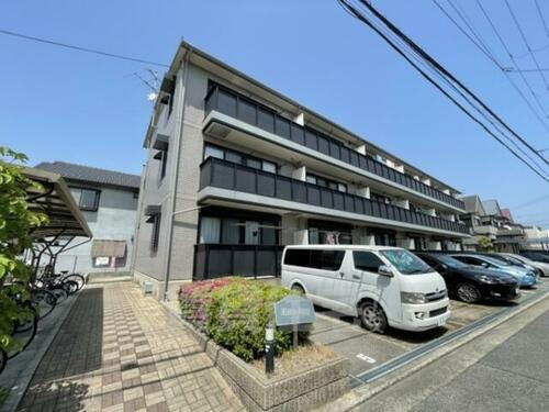 大阪府堺市北区長曽根町 3階建 築24年6ヶ月