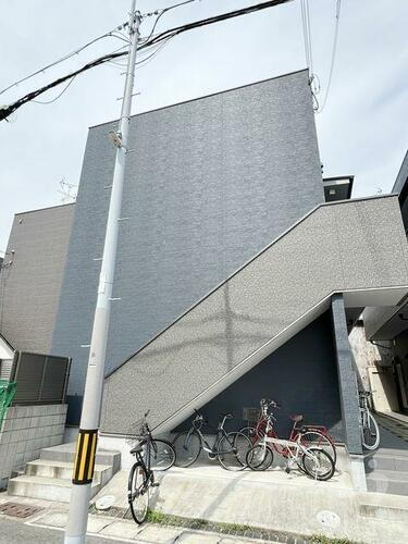 兵庫県神戸市長田区野田町９丁目 2階建