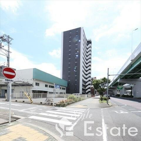 愛知県名古屋市昭和区円上町 15階建 