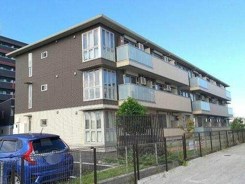 埼玉県越谷市レイクタウン６丁目 築9年6ヶ月 3階建