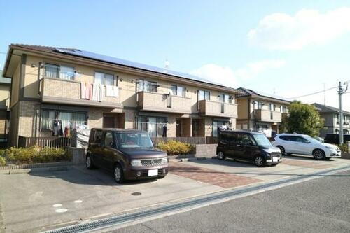 兵庫県明石市魚住町住吉２丁目 2階建