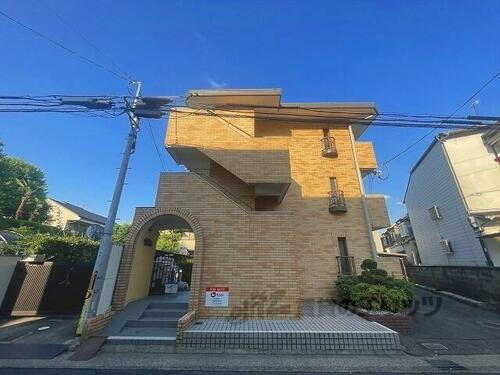 京都府京都市山科区御陵鴨戸町 3階建 築39年9ヶ月