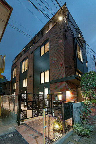 東京都目黒区上目黒２丁目 テラスハウス