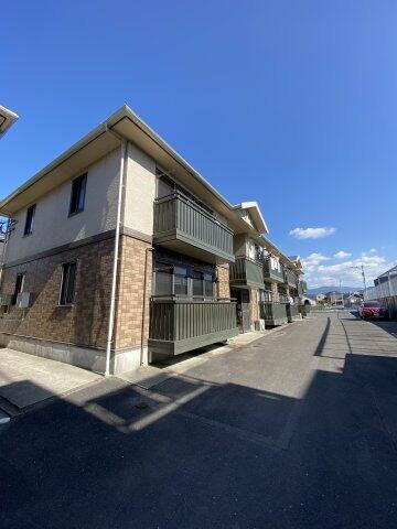 ウィルモア黒田　Ａ棟 2階建