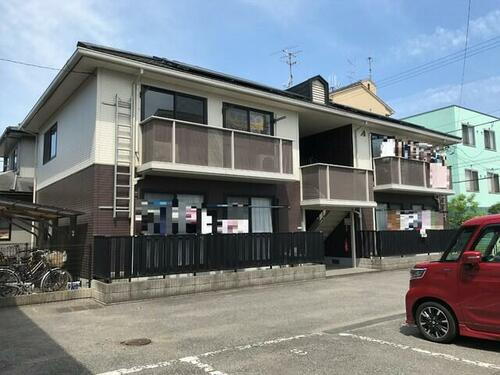 エストラント森　Ａ棟 2階建