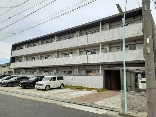 愛知県名古屋市中川区万町 3階建 築4年10ヶ月