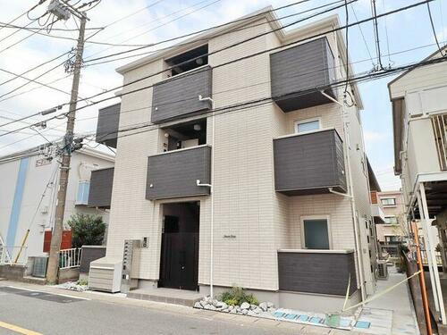 Ｂａｕｍ　Ｈａｕｓ 3階建