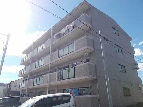 愛知県名古屋市西区城西町 4階建