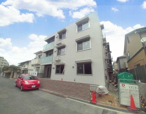 兵庫県神戸市東灘区御影中町４丁目 築4年7ヶ月 3階建