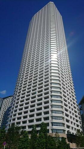 東京都新宿区西新宿５丁目 地上60階地下2階建 築6年10ヶ月