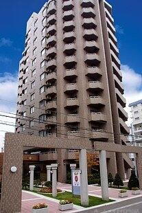 北海道札幌市中央区南八条西１４丁目 13階建 築33年8ヶ月