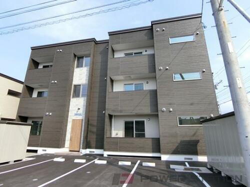 北海道恵庭市黄金南１丁目 賃貸アパート