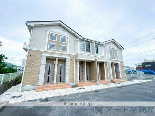 愛媛県松山市吉藤４丁目 賃貸アパート