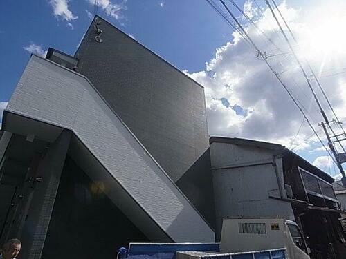 兵庫県神戸市兵庫区東出町３丁目 築9年9ヶ月 2階建