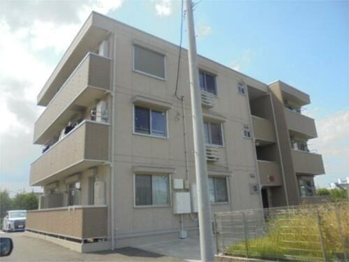 神奈川県横浜市緑区青砥町 3階建 築6年9ヶ月