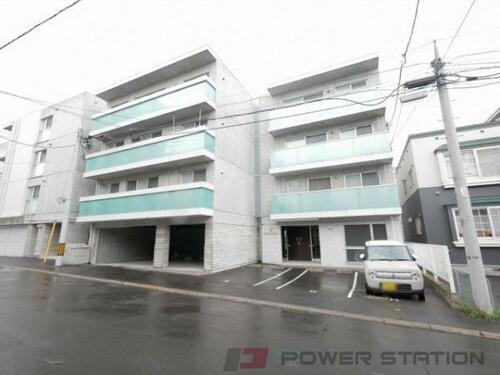 インデックス西町 4階建