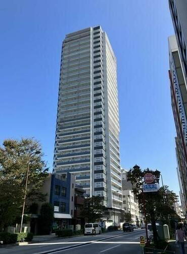 東京都豊島区池袋３丁目 地上30階地下1階建 築1年未満