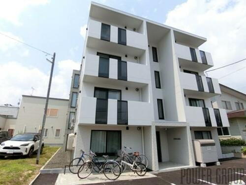 北海道北広島市稲穂町東１丁目 賃貸マンション