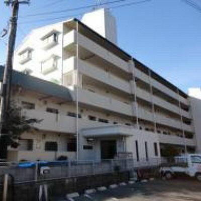 福岡県北九州市小倉北区篠崎１丁目 5階建