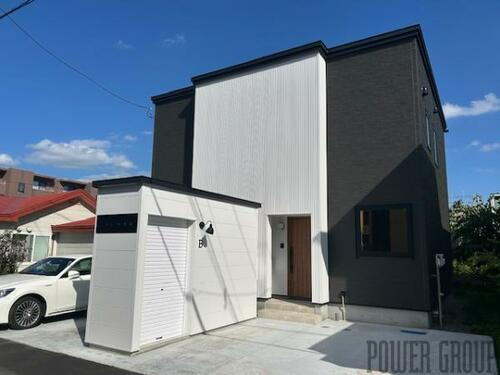 北海道千歳市末広１丁目 テラスハウス