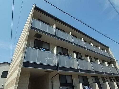 兵庫県尼崎市猪名寺１丁目 築20年5ヶ月 3階建