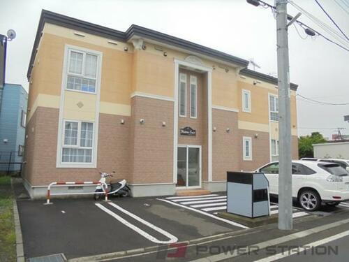 ウィステリアコート