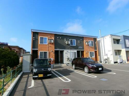 北海道余市郡余市町黒川町１２丁目 賃貸アパート