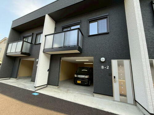 福岡県中間市長津１丁目 賃貸アパート