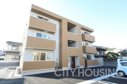 徳島県徳島市富田橋４丁目 賃貸アパート