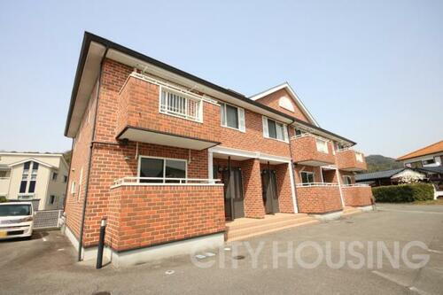 徳島県小松島市中田町字奥林 賃貸アパート