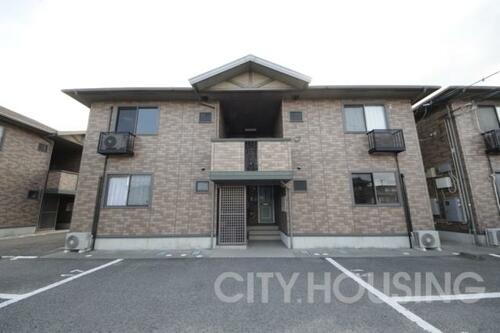 徳島県徳島市東吉野町３丁目 賃貸アパート