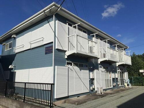 神奈川県秦野市並木町 2階建