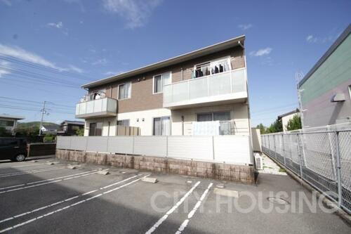 徳島県小松島市立江町字青森 賃貸アパート