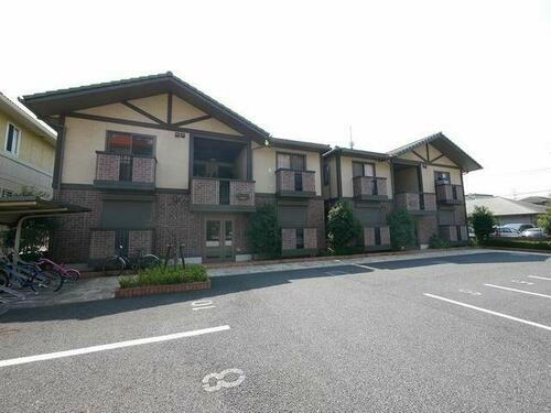 埼玉県戸田市笹目北町 2階建