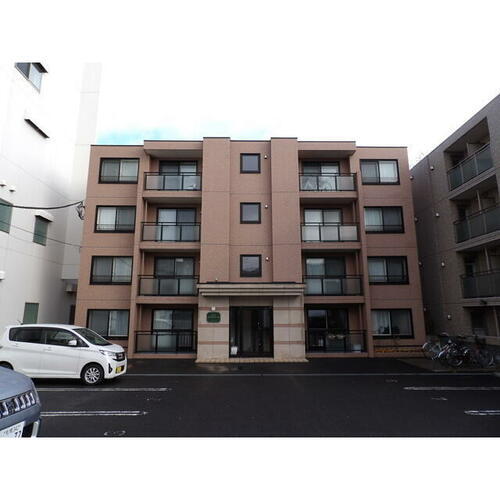 北海道札幌市西区八軒九条東５丁目 賃貸マンション