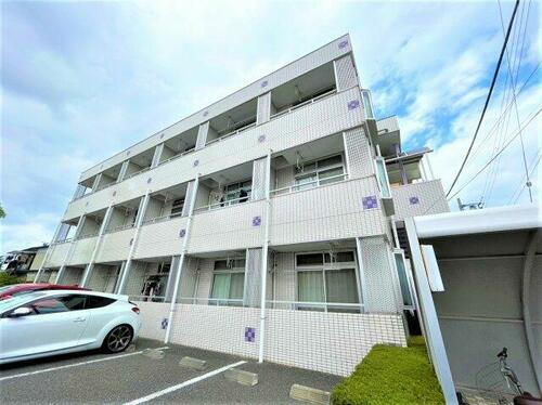 埼玉県川口市上青木５丁目 築22年12ヶ月 3階建