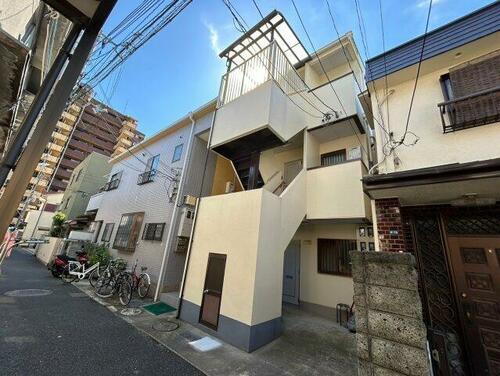 パインツリーハウス 3階建