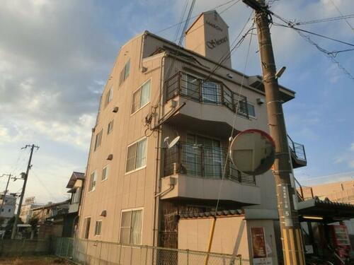 兵庫県姫路市増位本町２丁目 4階建