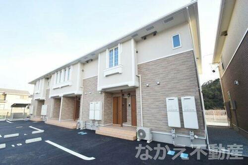 徳島県徳島市論田町元開 2階建