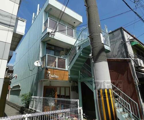 京都府京都市上京区葭屋町通出水上る亀屋町 3階建