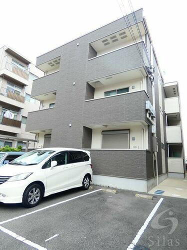 兵庫県尼崎市南塚口町３丁目 築7年2ヶ月 3階建