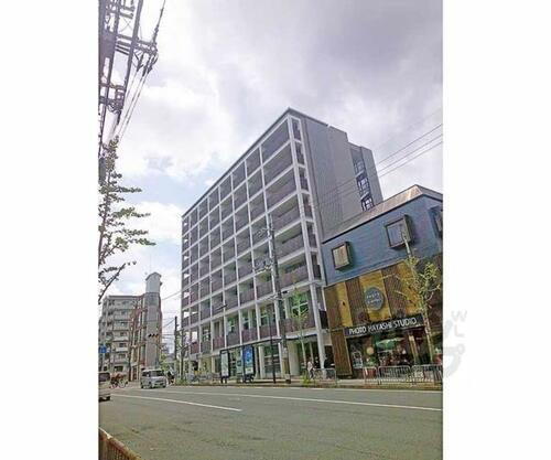 京都府京都市山科区音羽野田町 8階建