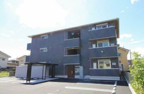 山梨県甲府市伊勢４丁目 3階建 築1年未満
