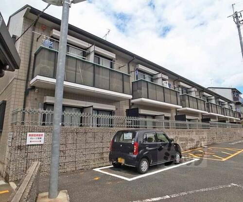 京都府京都市山科区御陵天徳町 2階建