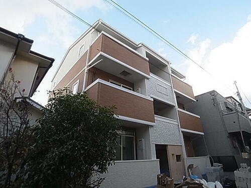 ＫＴＩレジデンス湊川Ⅱ 3階建