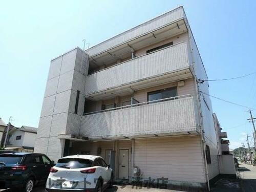 静岡県静岡市清水区有東坂１丁目 3階建