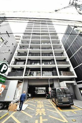 福岡県福岡市中央区薬院１丁目 14階建