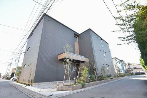 ラフレシール大宮 3階建