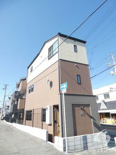 大阪府大阪市平野区加美南５丁目 3階建